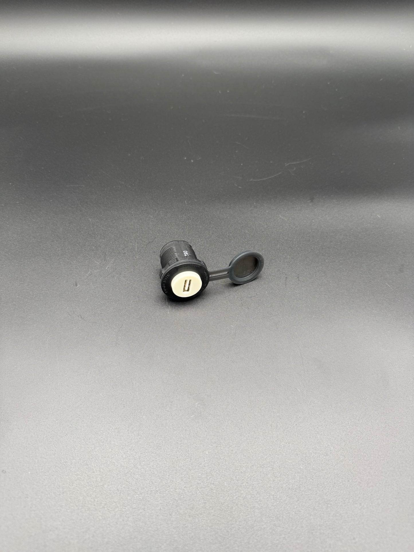 Surron Light Bee USB Port