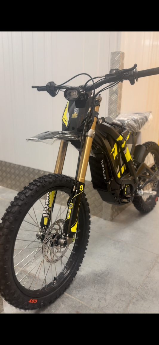 Surron LBX 2025 in Black