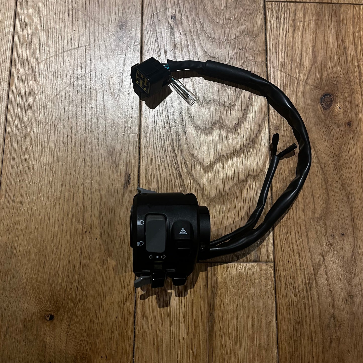 Surron Ultra Bee Left Handlebar Switch Button Horn Headlight Cluster
