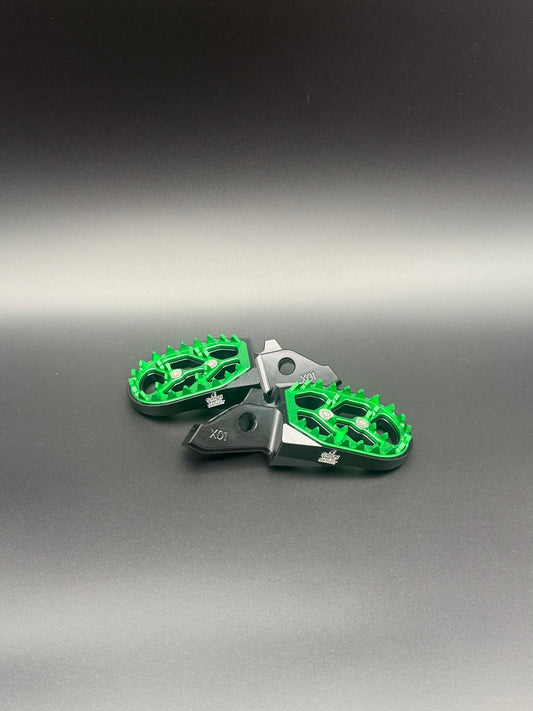 Surron Ultra Bee Footpegs in Green