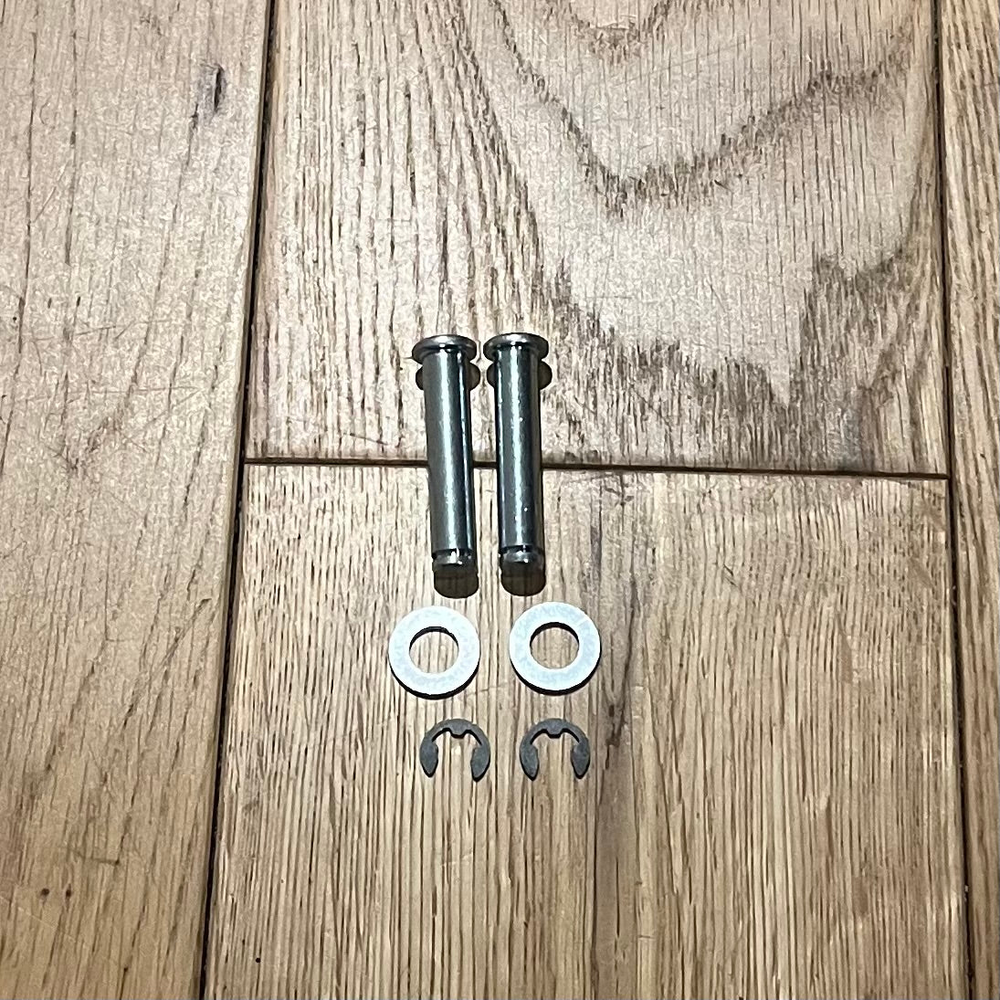 Surron Footpeg Pins & Clips set