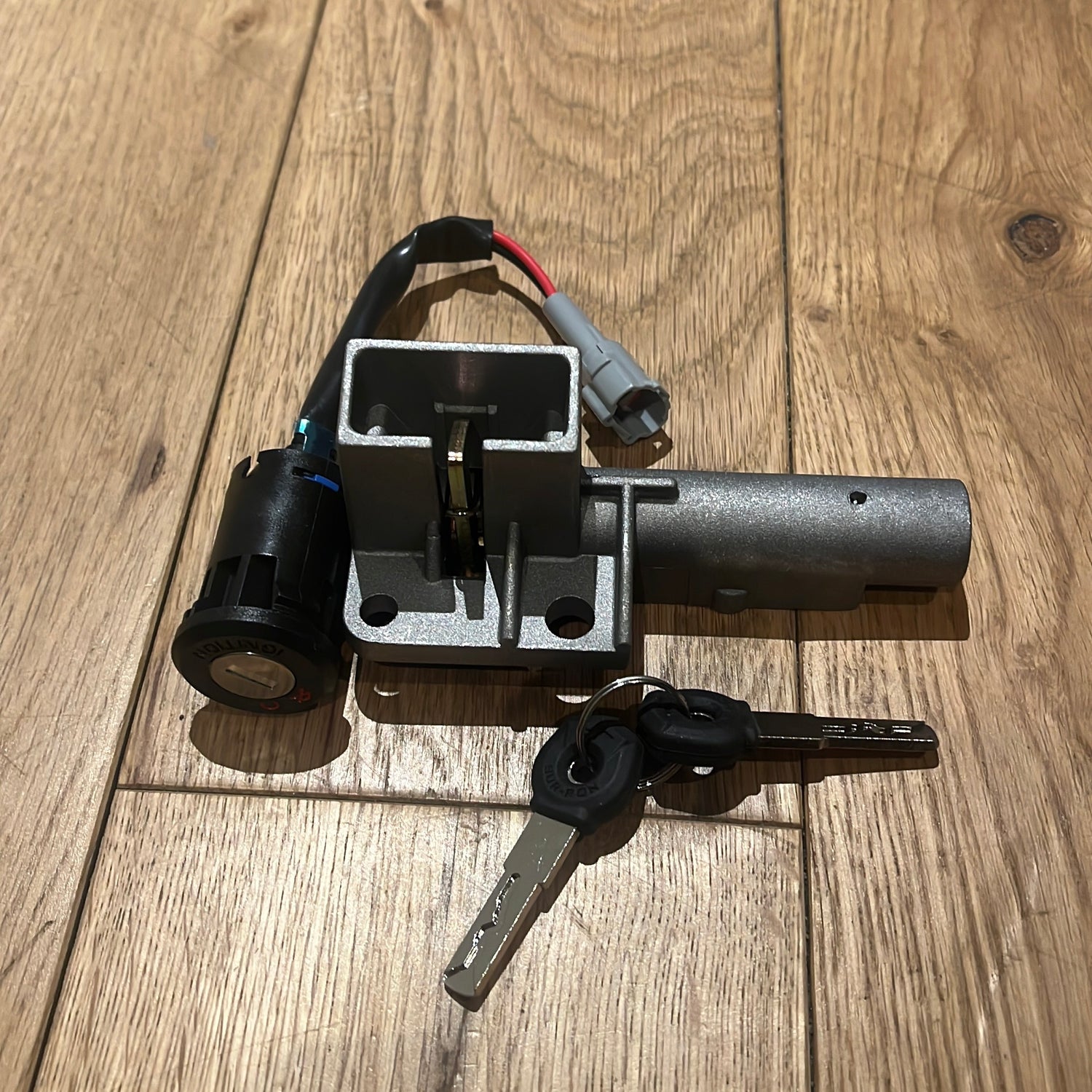 Surron Original Keys Barrel & Ignition Lock – SurronPartsNorthWest